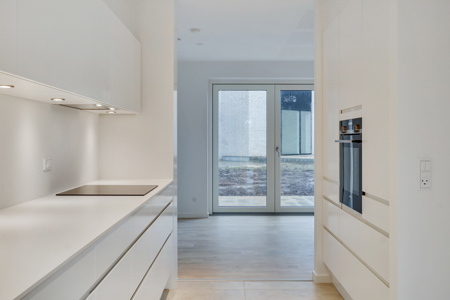 Stort 4-værelses rækkehus i to plan på Marshalls Alle 1